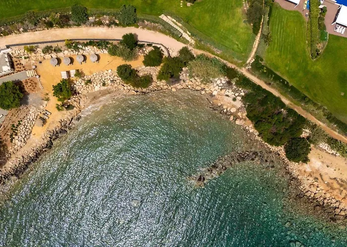 Sirena Solis - Elegant 5-bedroom Sea View Retreat Near Sirena Bay Villa Protaras